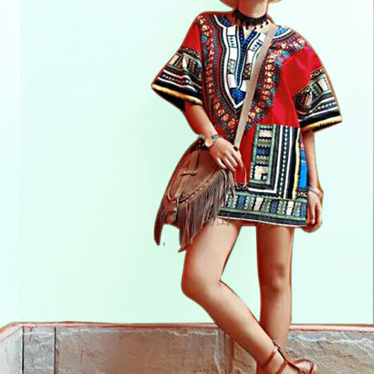 woman wearing african print dashiki