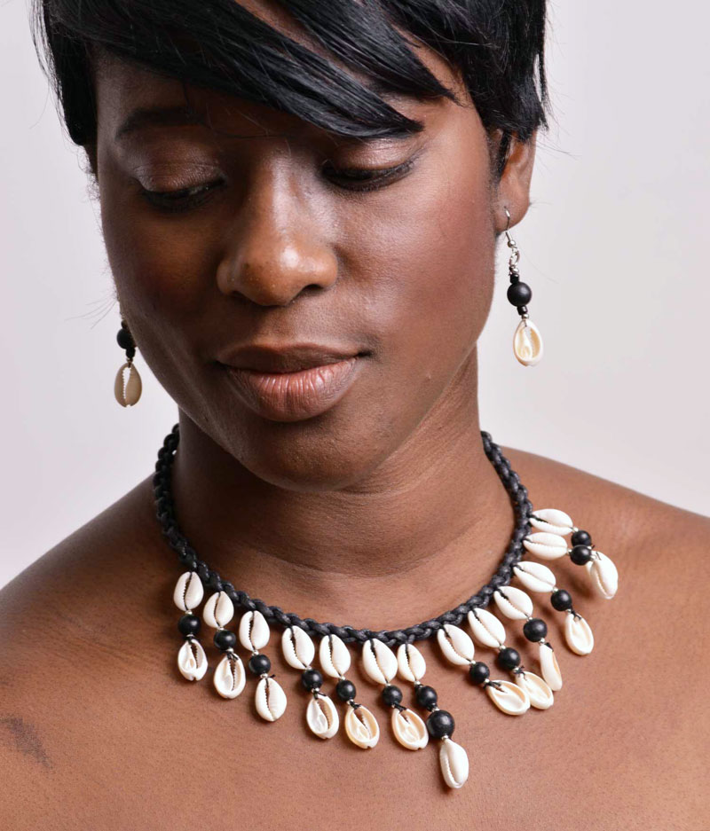 cowrie shell beaded necklace earrings set